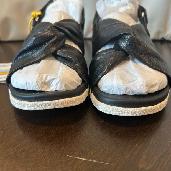 Strive Tahiti II NWB Women's Platform Arch Support Sandal, Black 7 - Picture 4 of 10